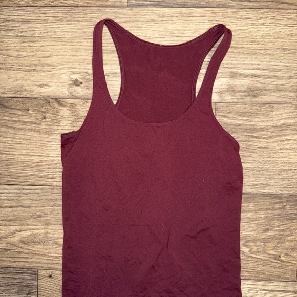 Lululemon Maroon Tank - Picture 2 of 4